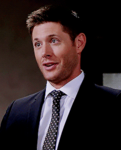 (gif) that wink....dead.....and maybe pregnant!